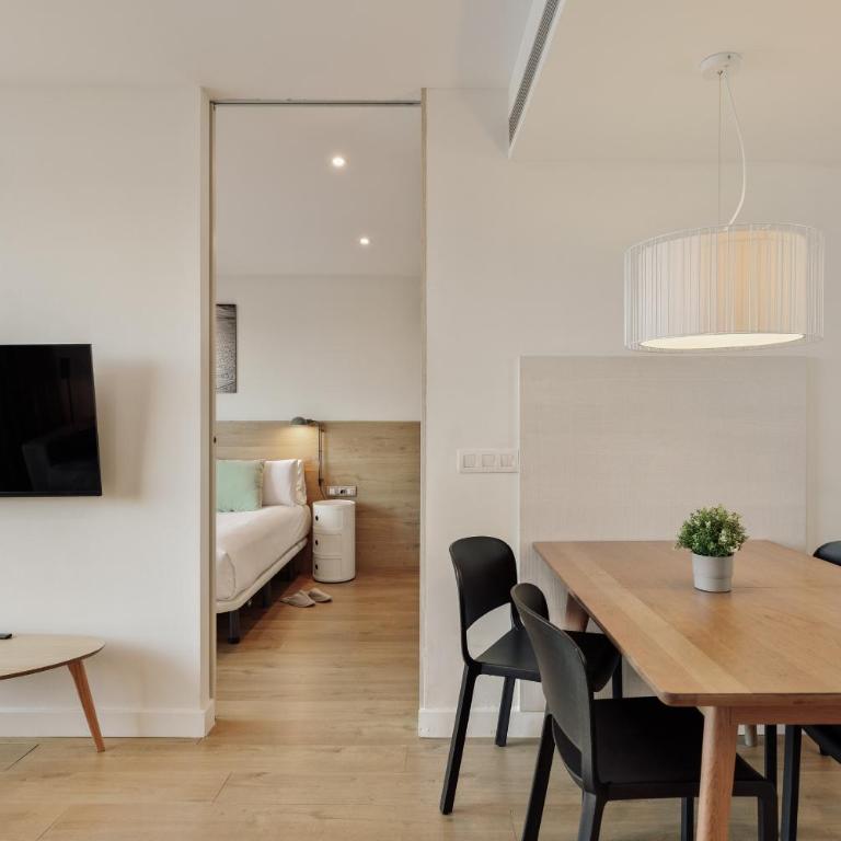 Ola Living Boqueria - Standard Apartment - 7