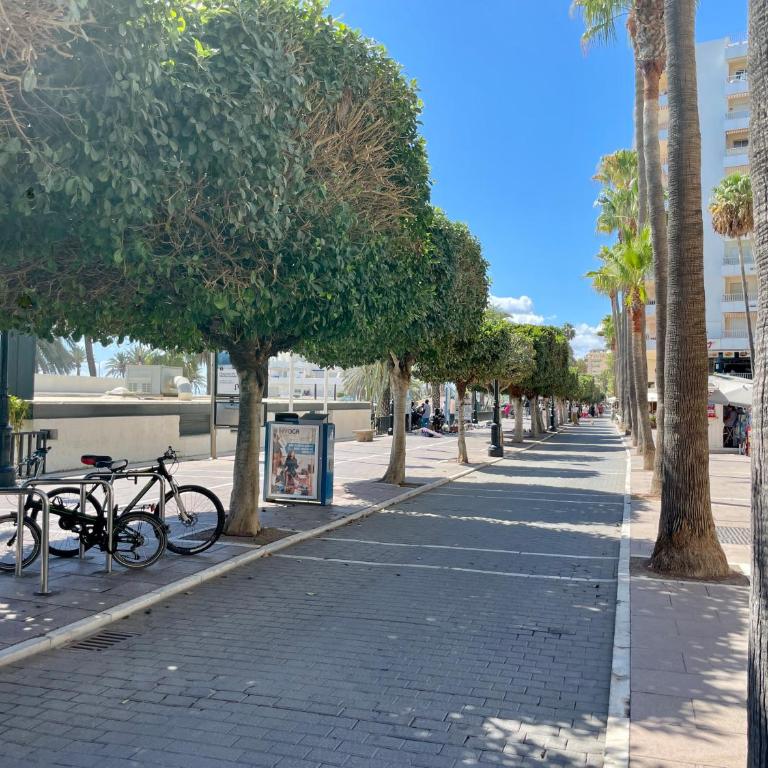 Mediterraneo Studio Front Beach - EaW Homes - One-Bedroom Apartment - 18