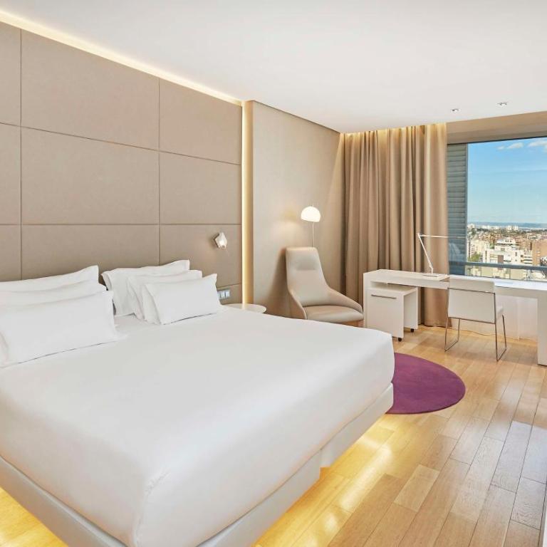 NH Collection Madrid Eurobuilding - Habitación Doble Superior con vistas - 1 o 2 camas - 1