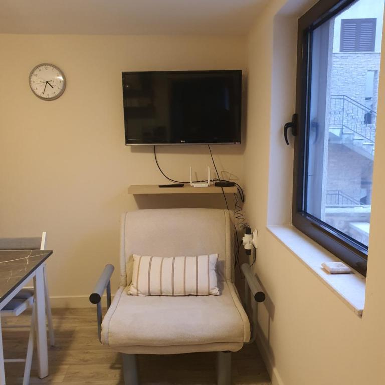 Cozy Studio with a large Terrace and Sea View - Apartman sa 1 Spavaćom Sobom - 2