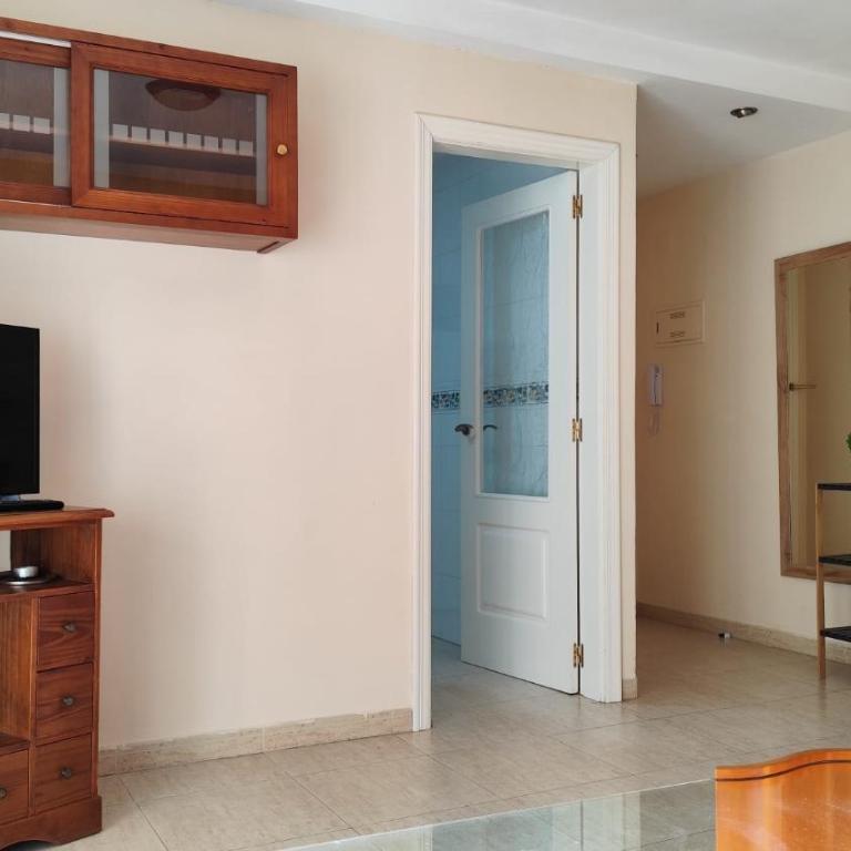 Apartamento, jardín privado, perfecto para tus vacaciones - Two-Bedroom Apartment - 7