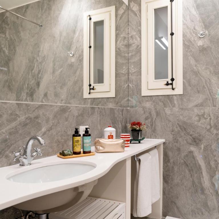 Palazzo Planeta - Junior Suite - 4