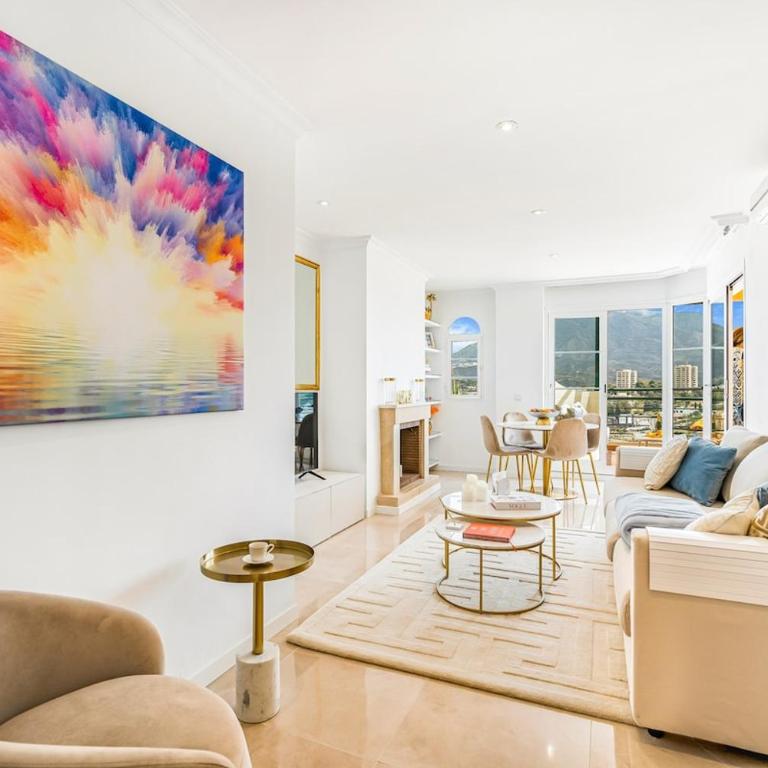Amazing apartment with sea view in Puerto Banus - Two-Bedroom Apartment - 14