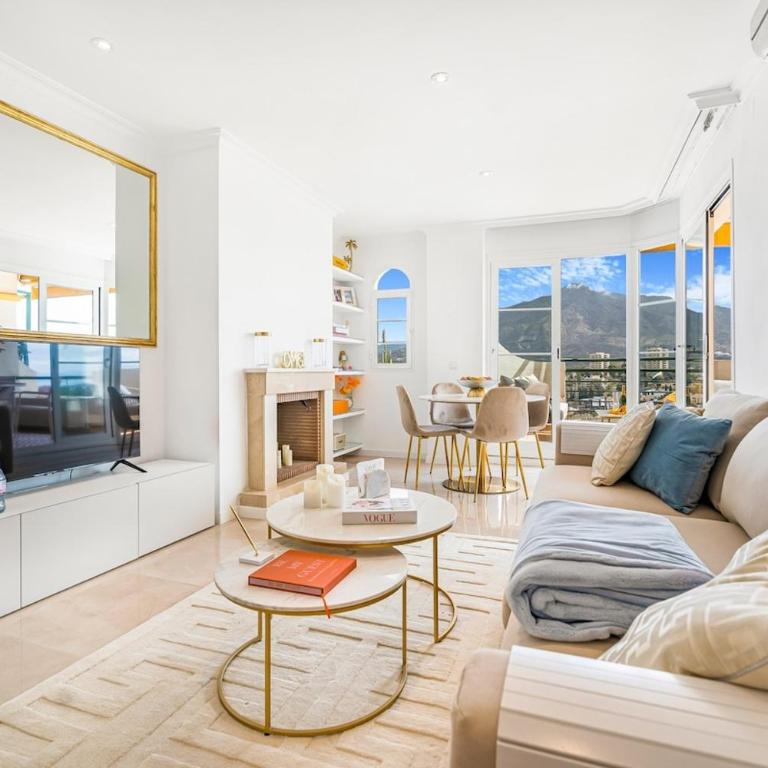 Amazing apartment with sea view in Puerto Banus - Two-Bedroom Apartment - 25