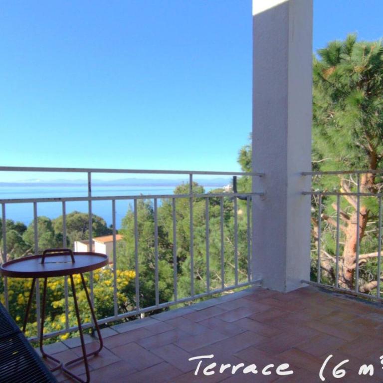 Apartamento en Roses con vistas al mar AV-10 - Two-Bedroom Apartment - 6