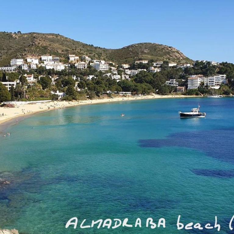 Apartamento en Roses con vistas al mar AV-10 - Two-Bedroom Apartment - 13
