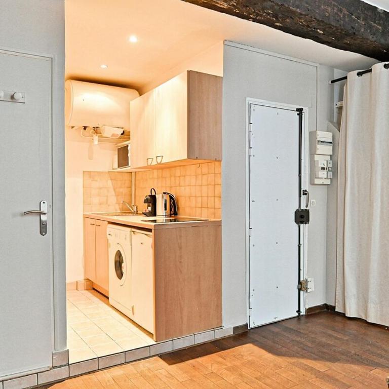 Cozy studio in the beautiful Marais - Studio - 16