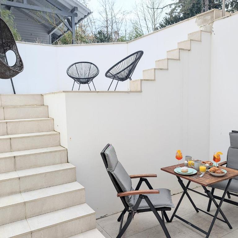 Neu! Münchner Oase mit zwei Terassen - Apartment mit 1 Schlafzimmer - 2