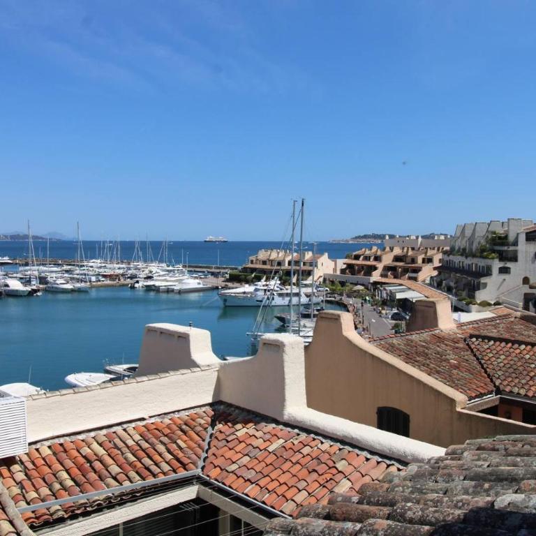 MARCOGNEY - Golfe de St-Tropez - Aux Marines de Cogolin - Appartement climatisé vue sur le port - Appartamento con Vista Mare - 8