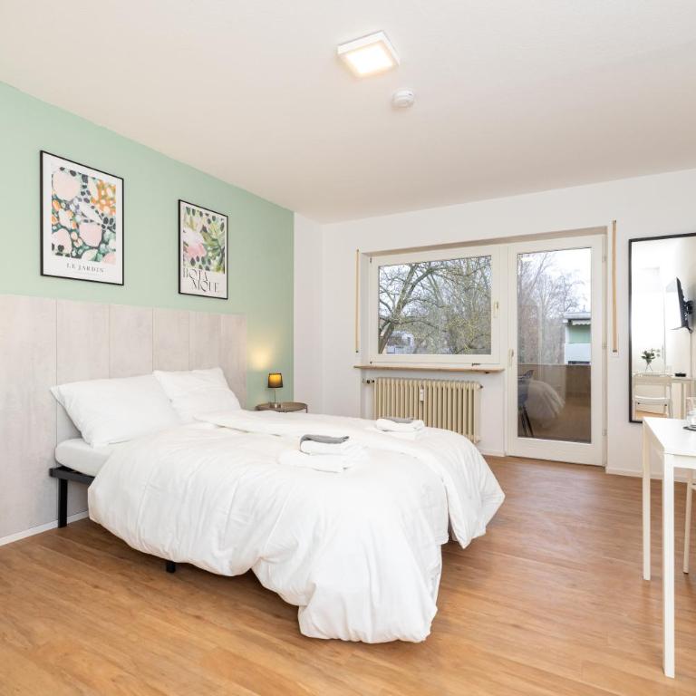 Gemütliche, moderne Ferienwohnung in Stadtnähe - Apartment mit 1 Schlafzimmer und Balkon - 1