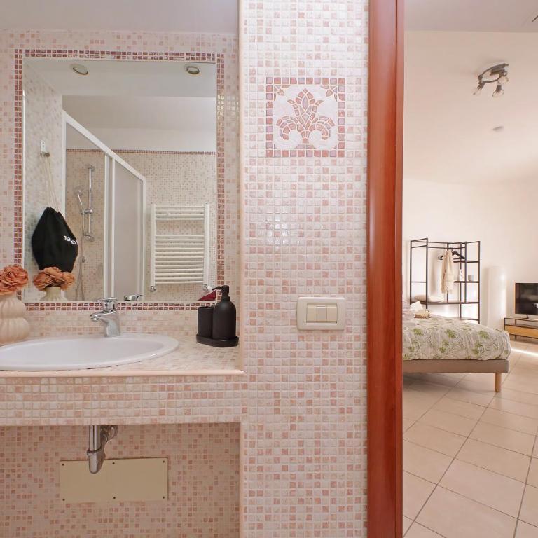Collegamento Aeroportuale - SelfCheckin e Free WiFi - One-Bedroom Apartment - 8