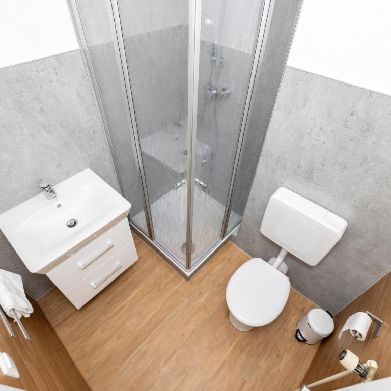 Gemütliche, moderne Ferienwohnung in Stadtnähe - Apartment mit 1 Schlafzimmer und Balkon - 10