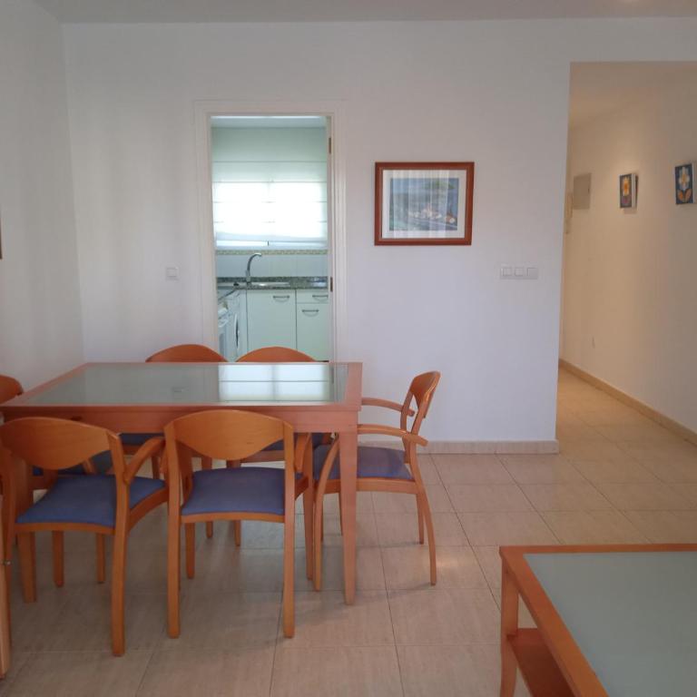 La Riviera - vista piscina- Serviden - Apartamento de 2 dormitorios - 5