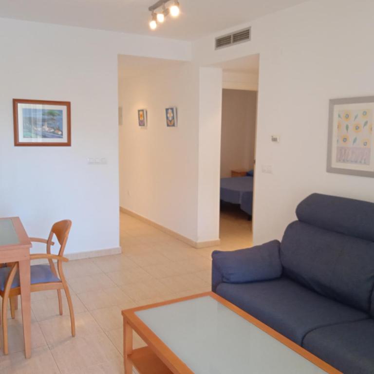 La Riviera - vista piscina- Serviden - Apartamento de 2 dormitorios - 7