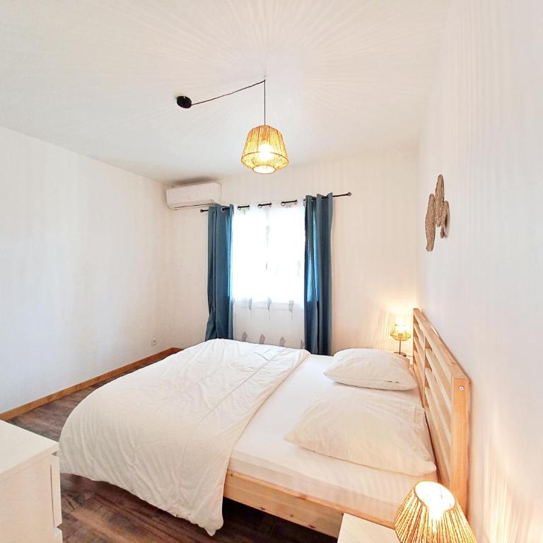 " Le Beausoleil 2" T3-Base Nature-Plages-Clim-wifi - Two-Bedroom Apartment - 4