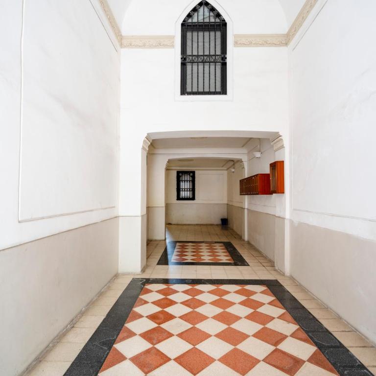 Casa di Carly - large cozy retreat in center - Two-Bedroom Apartment - 19