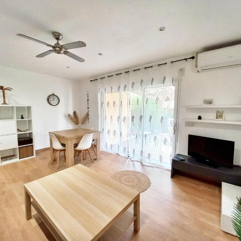 " Le Beausoleil 2" T3-Base Nature-Plages-Clim-wifi - Two-Bedroom Apartment - 14