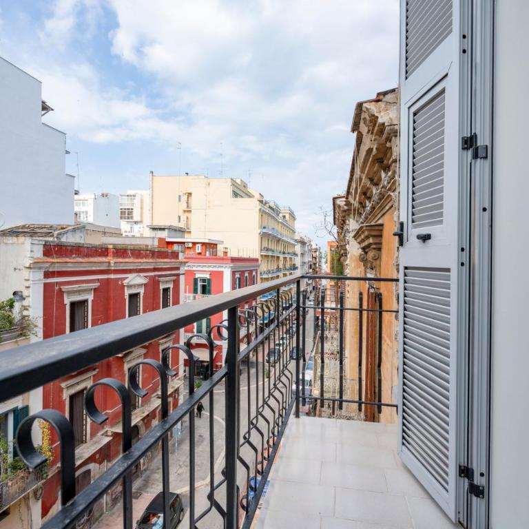 Casa di Carly - large cozy retreat in center - Two-Bedroom Apartment - 17