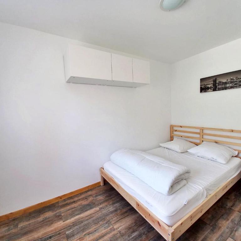" Le Beausoleil 2" T3-Base Nature-Plages-Clim-wifi - Two-Bedroom Apartment - 17