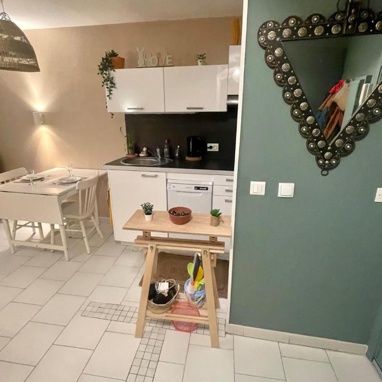Appartement Fréjus direct Port et Plage - One-Bedroom Apartment - 4