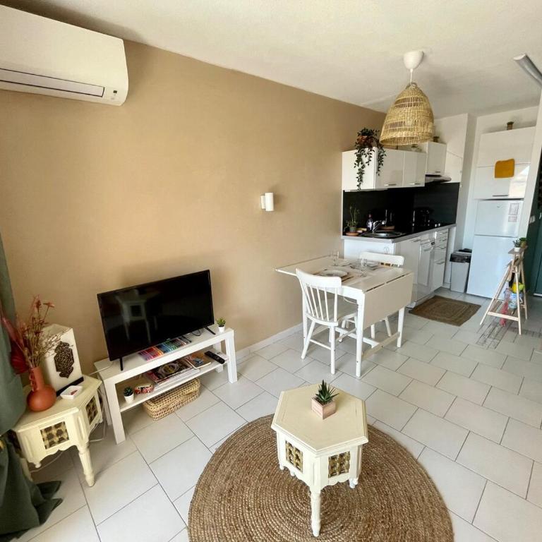 Appartement Fréjus direct Port et Plage - One-Bedroom Apartment - 17