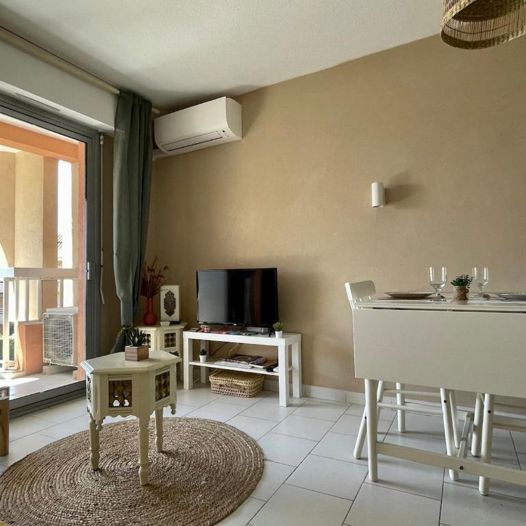 Appartement Fréjus direct Port et Plage - One-Bedroom Apartment - 16