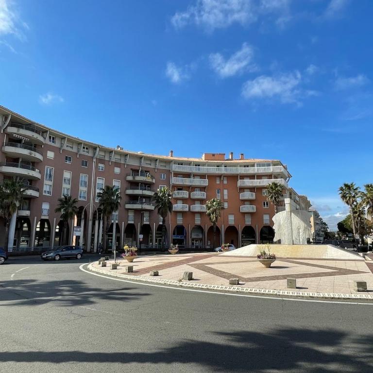 Appartement Fréjus direct Port et Plage - One-Bedroom Apartment - 30