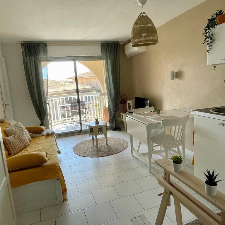 Appartement Fréjus direct Port et Plage - One-Bedroom Apartment - 6