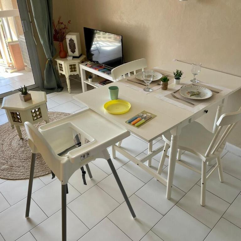 Appartement Fréjus direct Port et Plage - One-Bedroom Apartment - 8