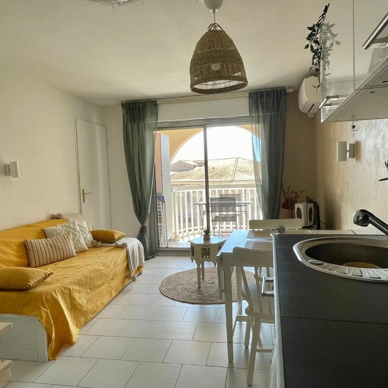 Appartement Fréjus direct Port et Plage - One-Bedroom Apartment - 9