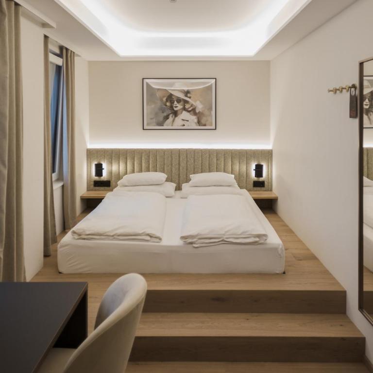 Hotel Schwarzer Bär - Deluxe Zimmer mit Queensize-Bett - 2