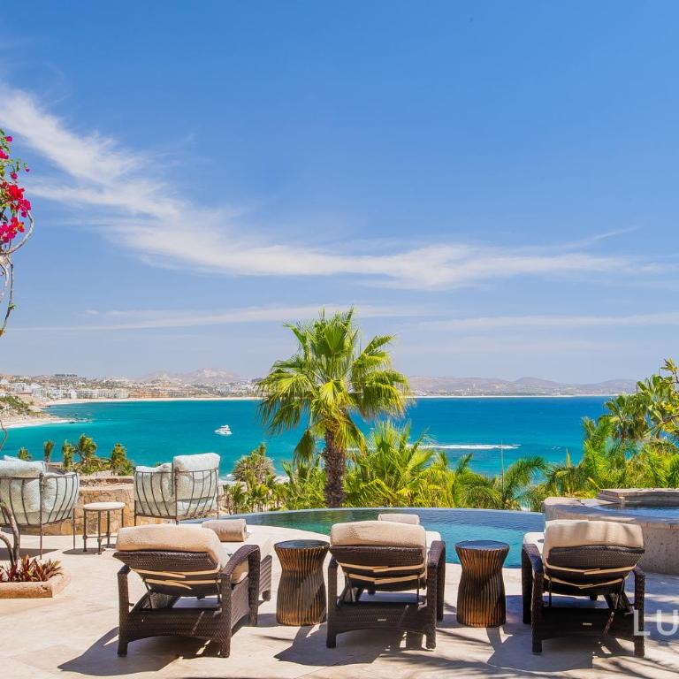 Two Neighboring Villas Fully Staffed in Villas Del Mar, Swimmable Beach! - Superior Villa - 3