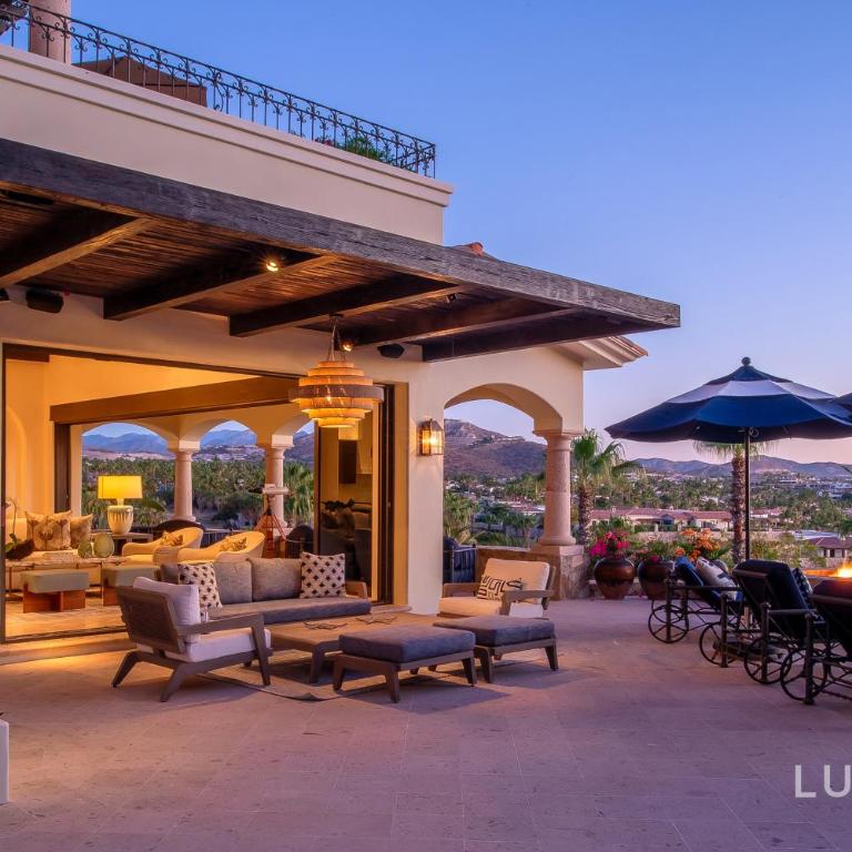 Two Neighboring Villas Fully Staffed in Villas Del Mar, Swimmable Beach! - Superior Villa - 1