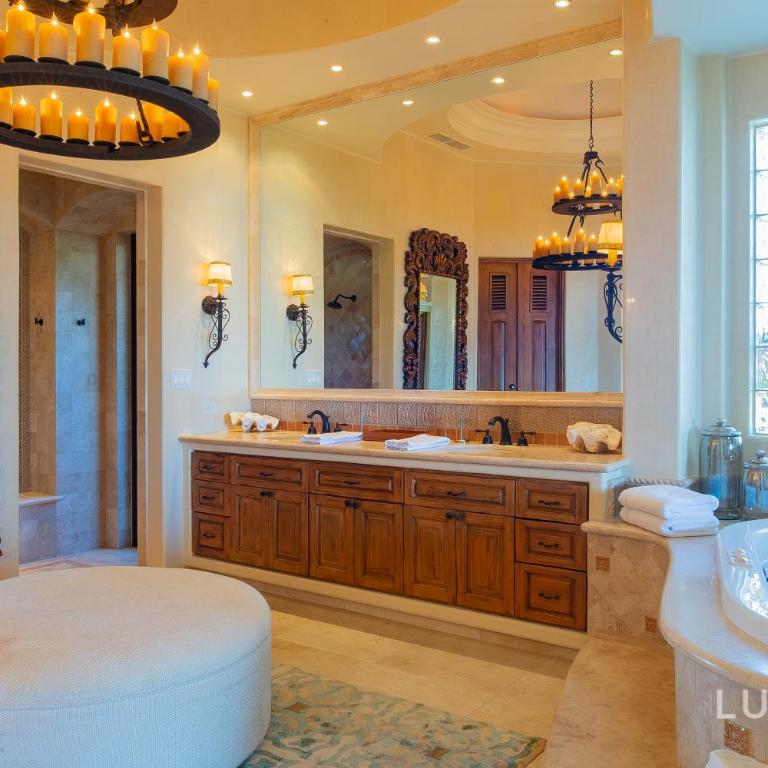 Two Neighboring Villas Fully Staffed in Villas Del Mar, Swimmable Beach! - Superior Villa - 33