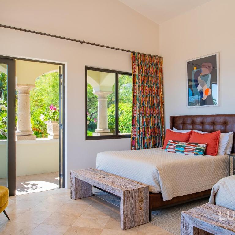 Two Neighboring Villas Fully Staffed in Villas Del Mar, Swimmable Beach! - Superior Villa - 27
