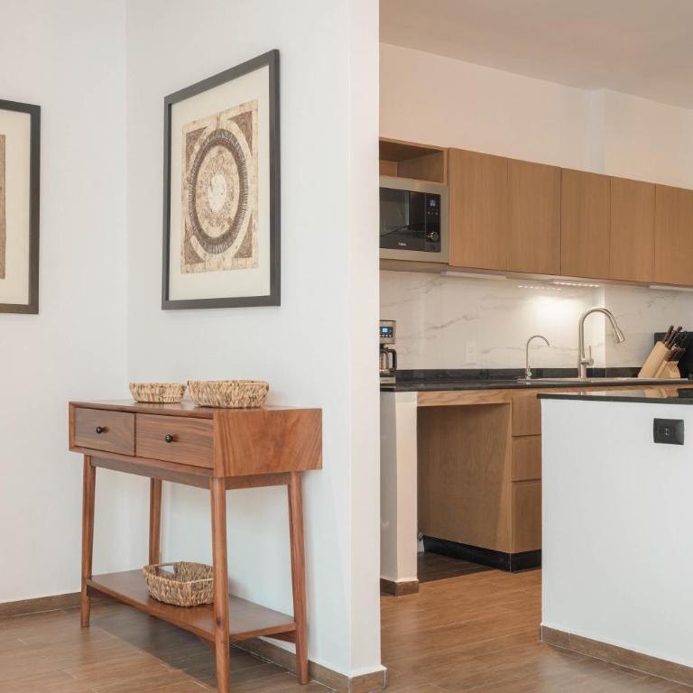 Modern Condo 200m from Beach & 5th Ave - Apartamento de 2 dormitorios con terraza - 8