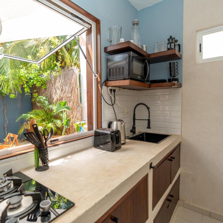 Colorful Downtown House with Private Pool - Casa con 1 dormitorio - 12