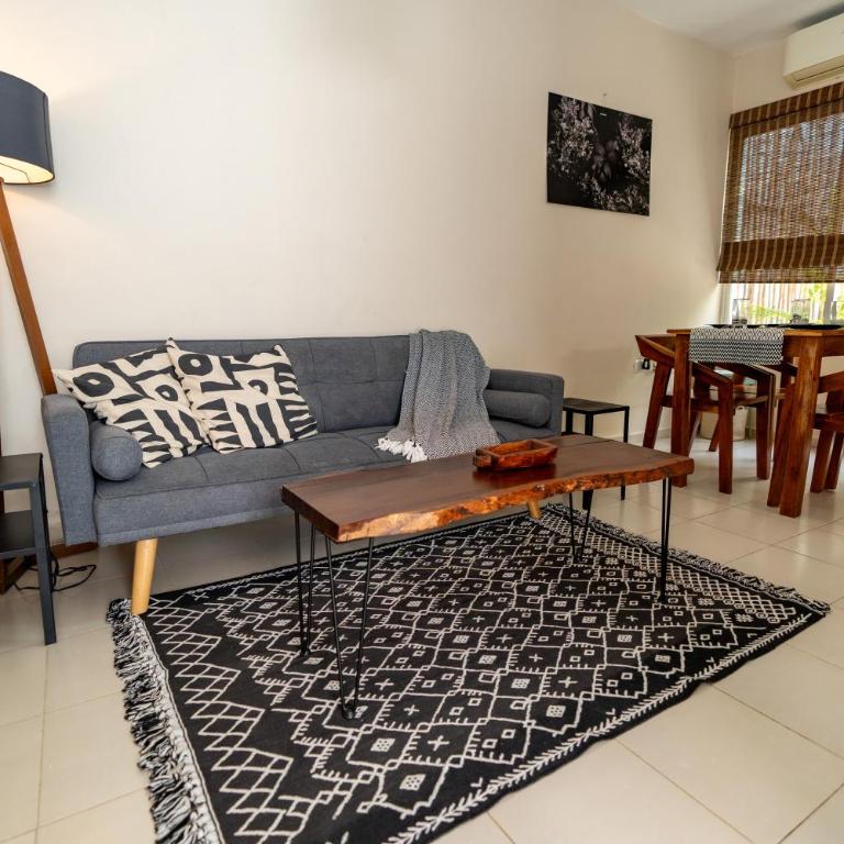 Colorful Downtown House with Private Pool - Casa con 1 dormitorio - 7