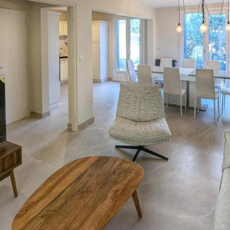 Maison lumineuse avec Jardin - Apartment - 1