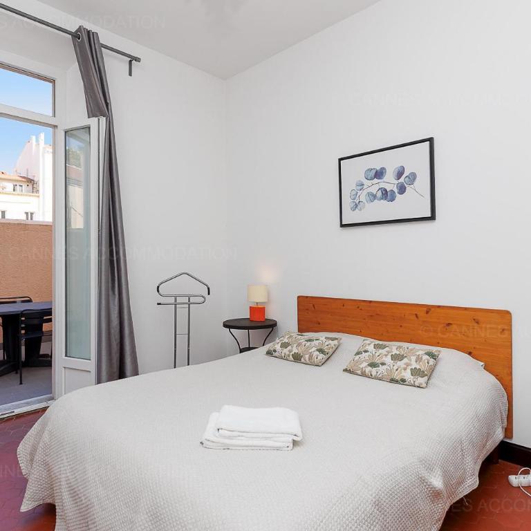Bessons - Apartment - 9
