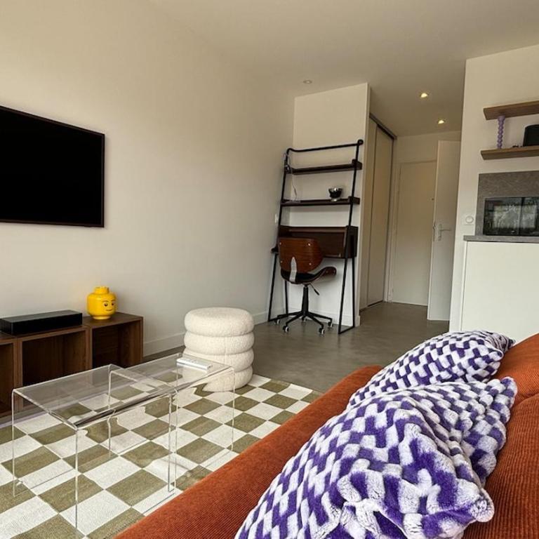 Le BAUHAUS appart moderne et rénové avec parking - Apartment mit 1 Schlafzimmer - 8