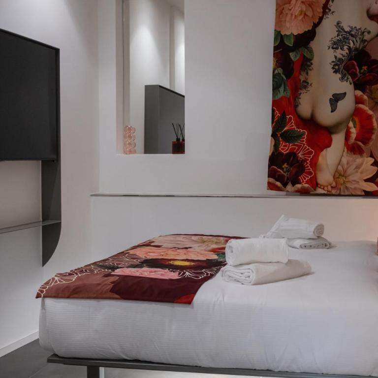 Bhr Brancaccio 83 - Camera Matrimoniale con Letto Supplementare - 1