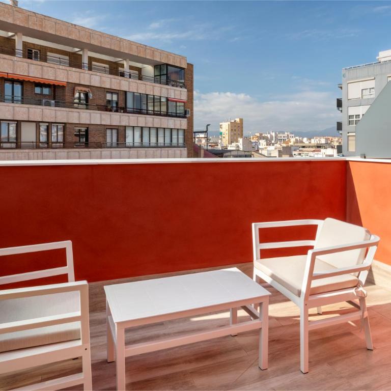 B&B HOTEL Alicante Centro - Double Room with Terrace - 4
