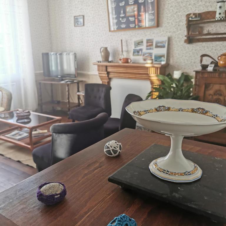 Maison bretonne traditionnelle - Four-Bedroom Vacation Home - 11