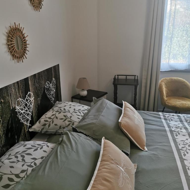 Maison bretonne traditionnelle - Four-Bedroom Vacation Home - 7