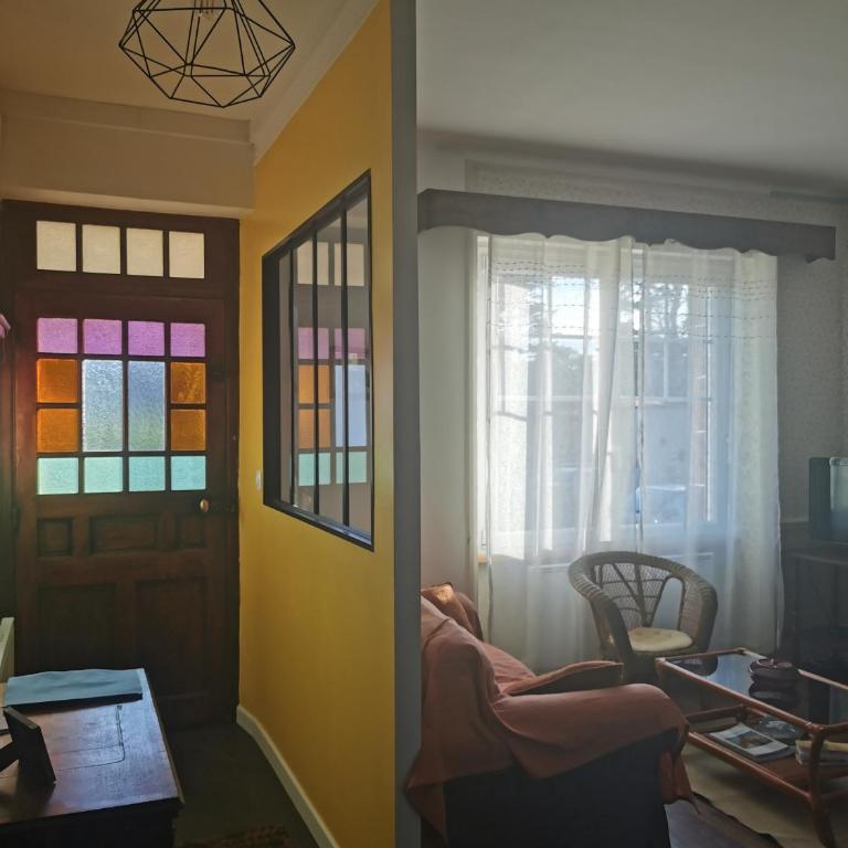 Maison bretonne traditionnelle - Four-Bedroom Vacation Home - 4
