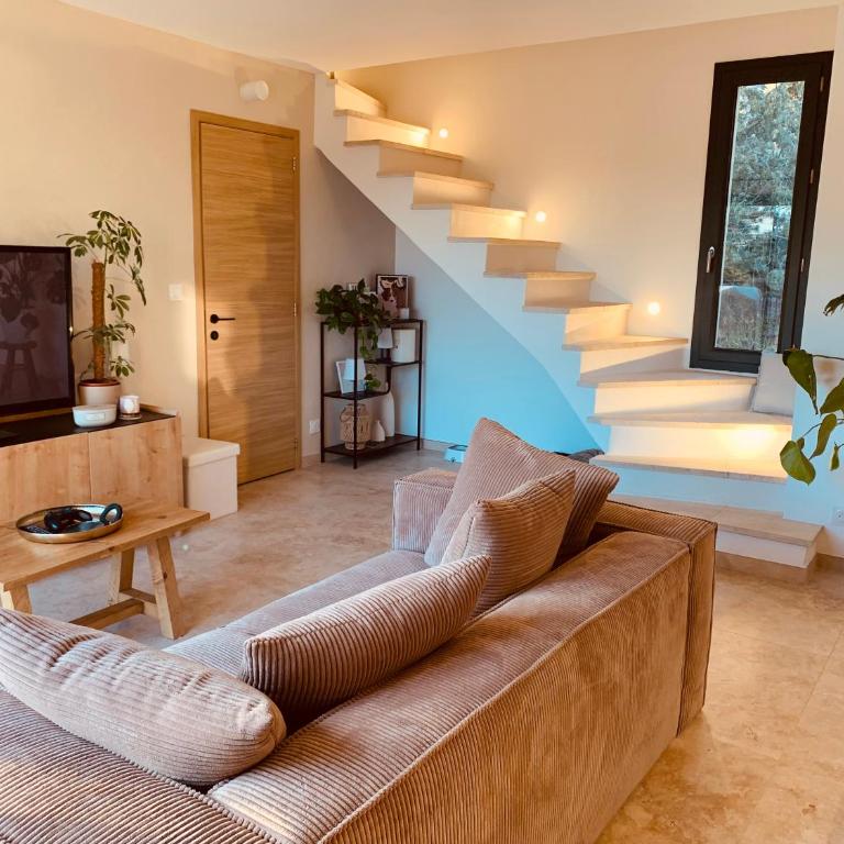Maison neuve climatisée, à 2 pas du centre de Bédoin, La Villa Thélo - Villa 2 Chambres - 1