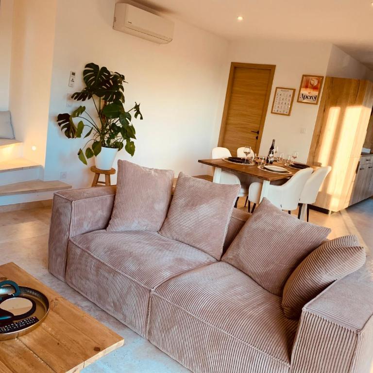 Maison neuve climatisée, à 2 pas du centre de Bédoin, La Villa Thélo - Villa 2 Chambres - 12
