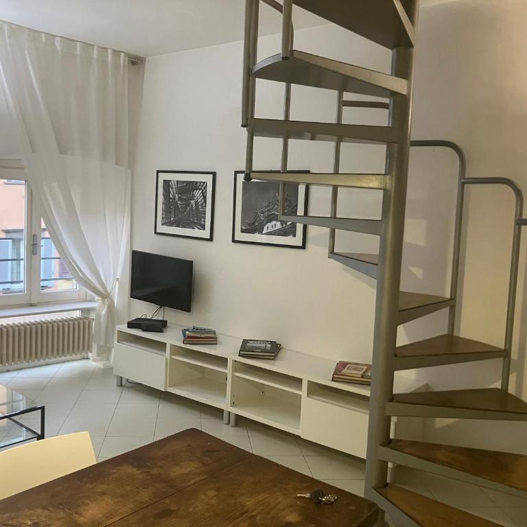 CUTE AND COZY CENTRO CITTA' - Appartamento su 2 Livelli - 2