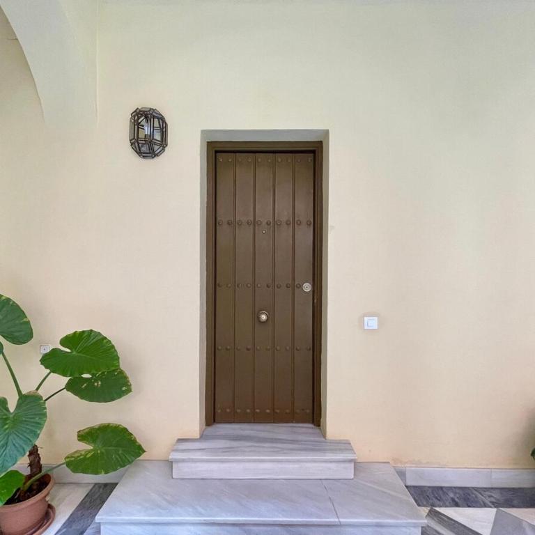 Caballerizas Studio - One-Bedroom Apartment - 22